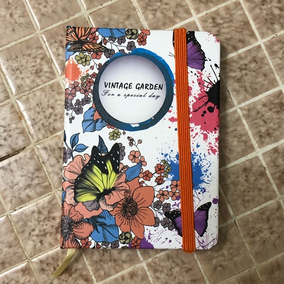 📓 Premium Mini 4 inches Notebook Ruled Note - Picture 2 of 5